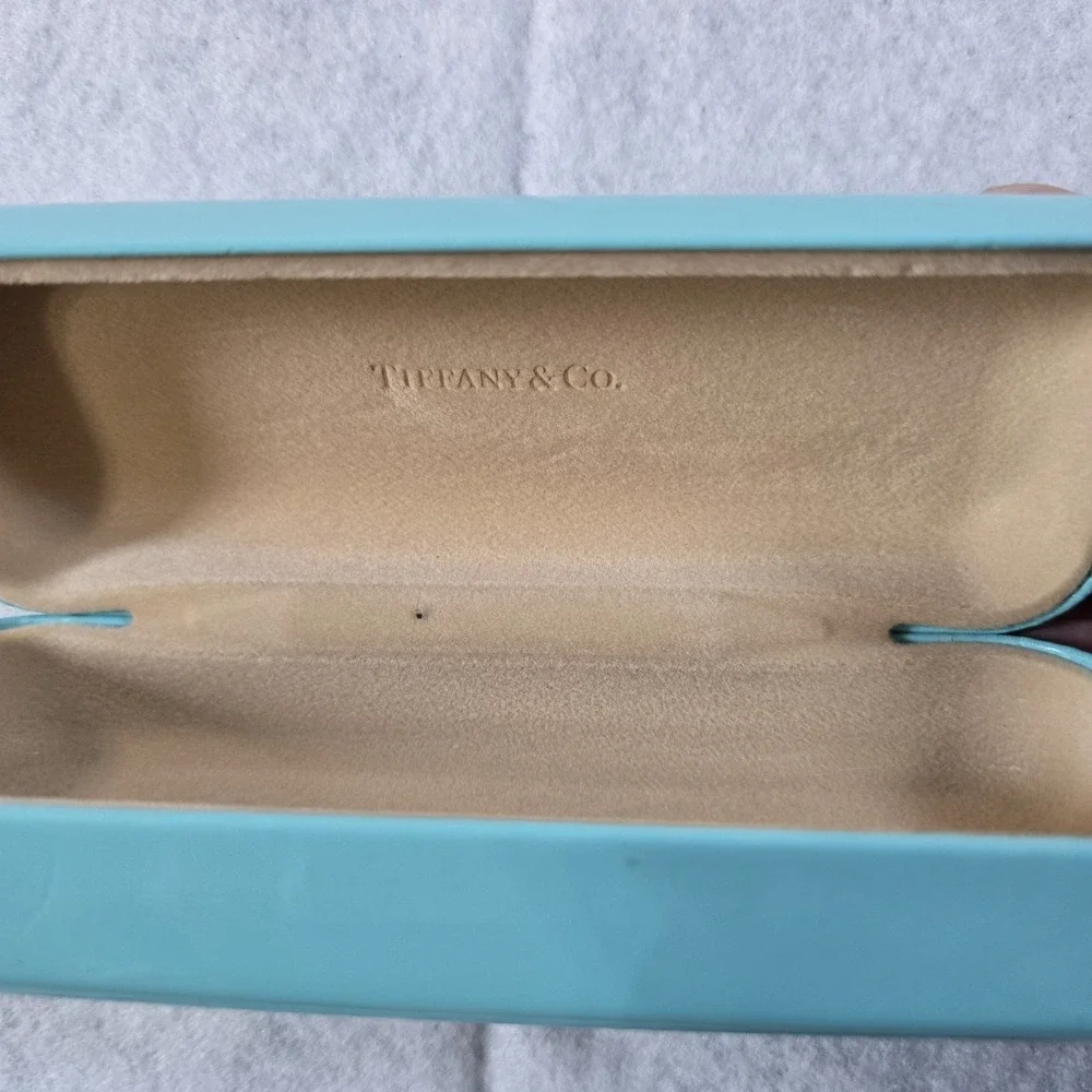 Tiffany & Co. Hard Glasses Case – Tiffany Blue Eyewear Holder